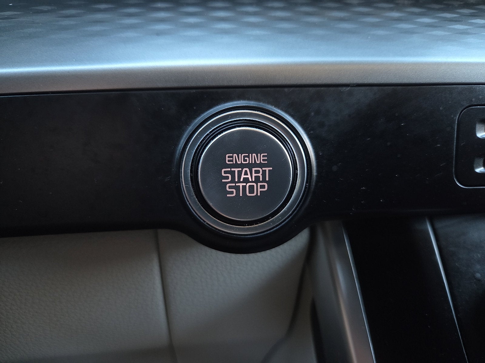 2023 Kia Carnival MPV LX Seat Package