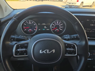 2023 Kia Carnival MPV LX Seat Package