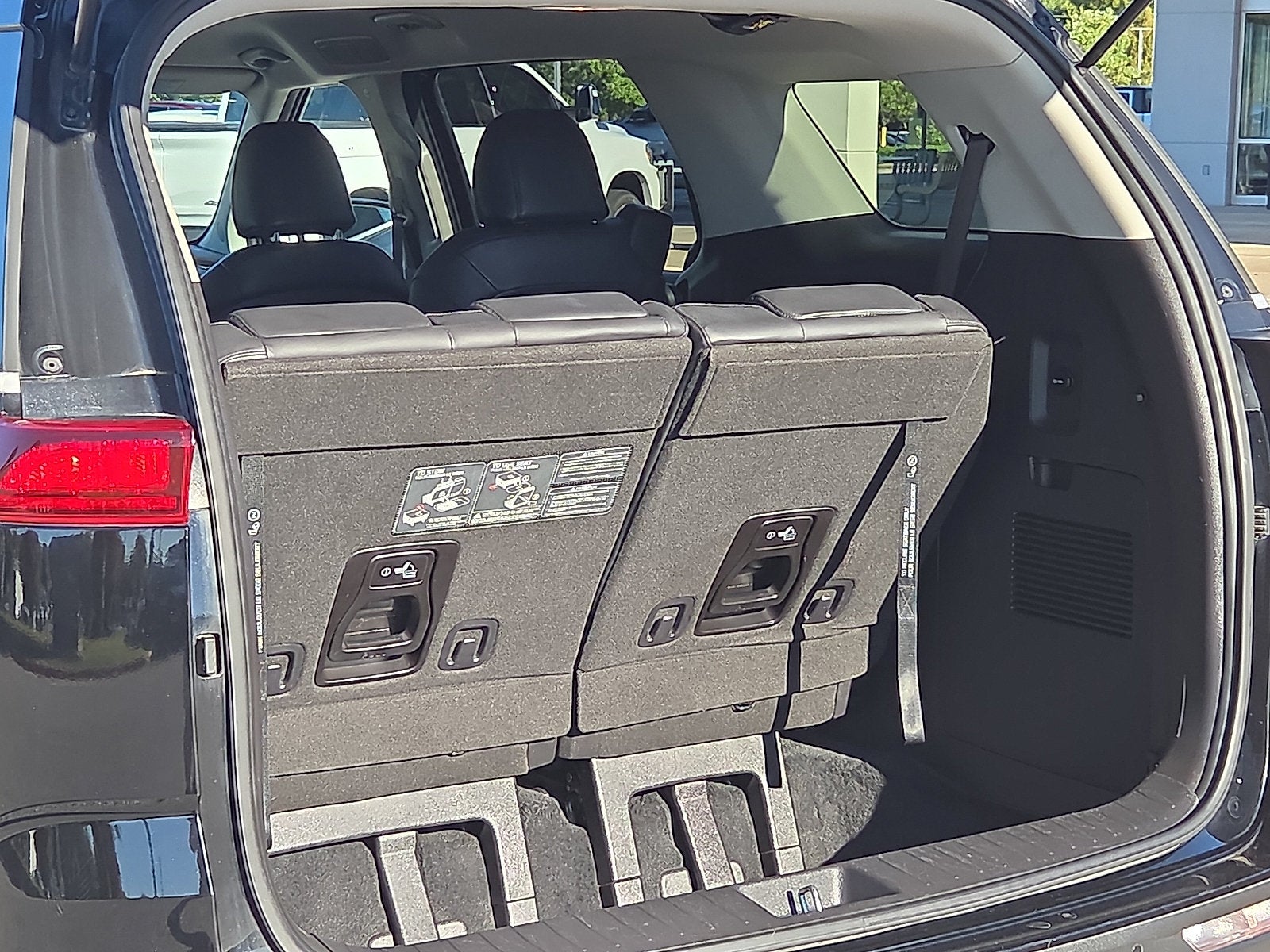 2023 Kia Carnival MPV LX Seat Package