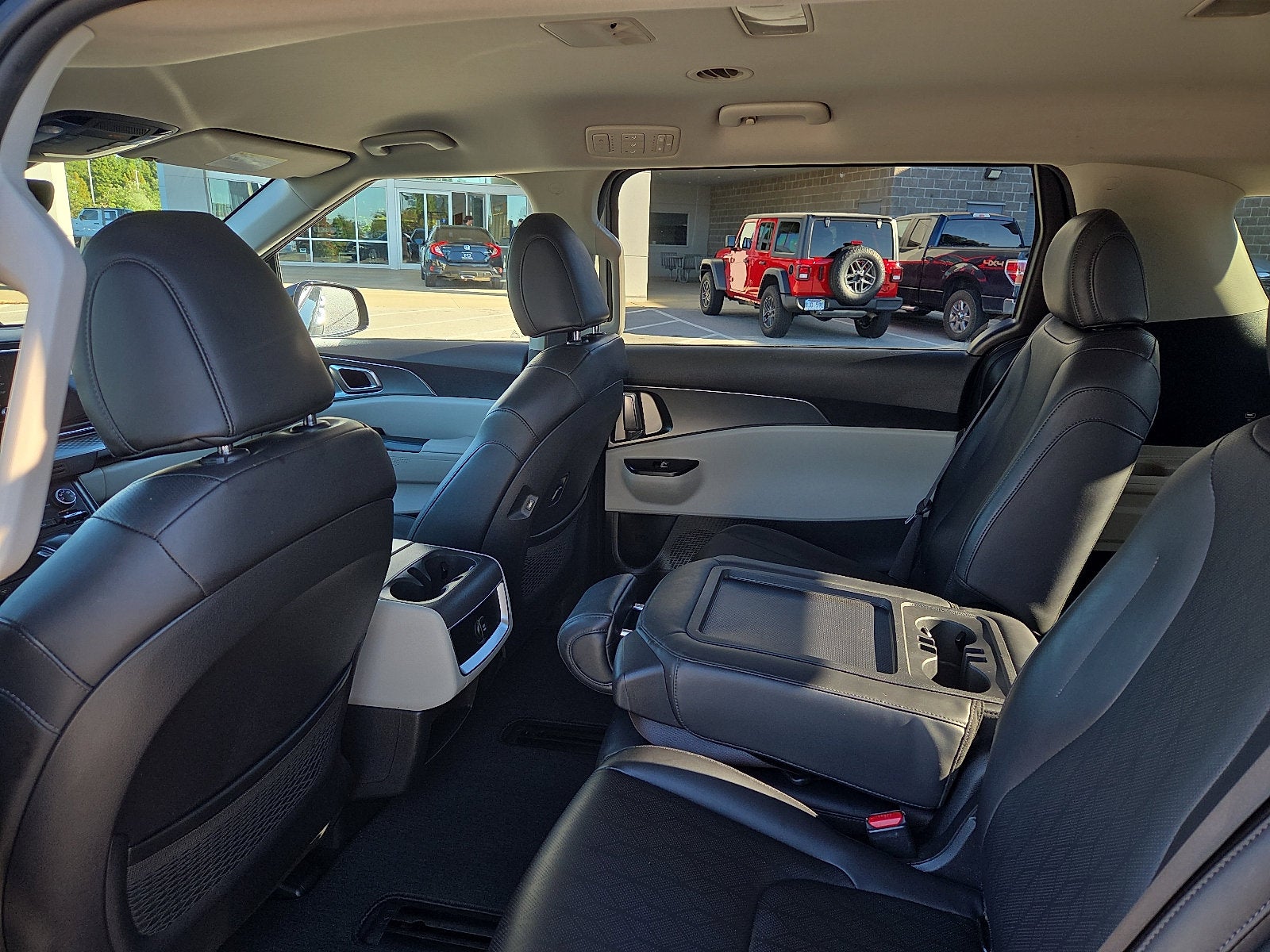 2023 Kia Carnival MPV LX Seat Package