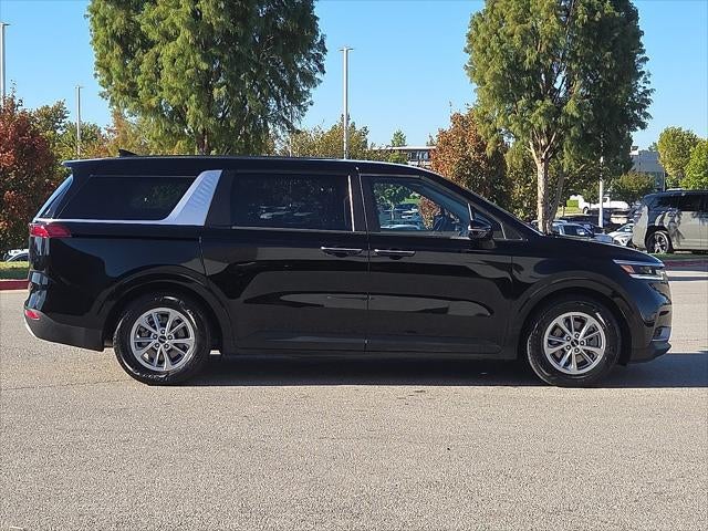 2023 Kia Carnival MPV LX Seat Package