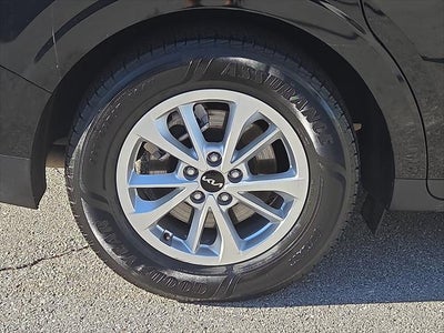 2023 Kia Carnival MPV LX Seat Package