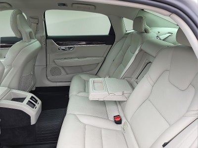 2019 Volvo S90 T6 Momentum