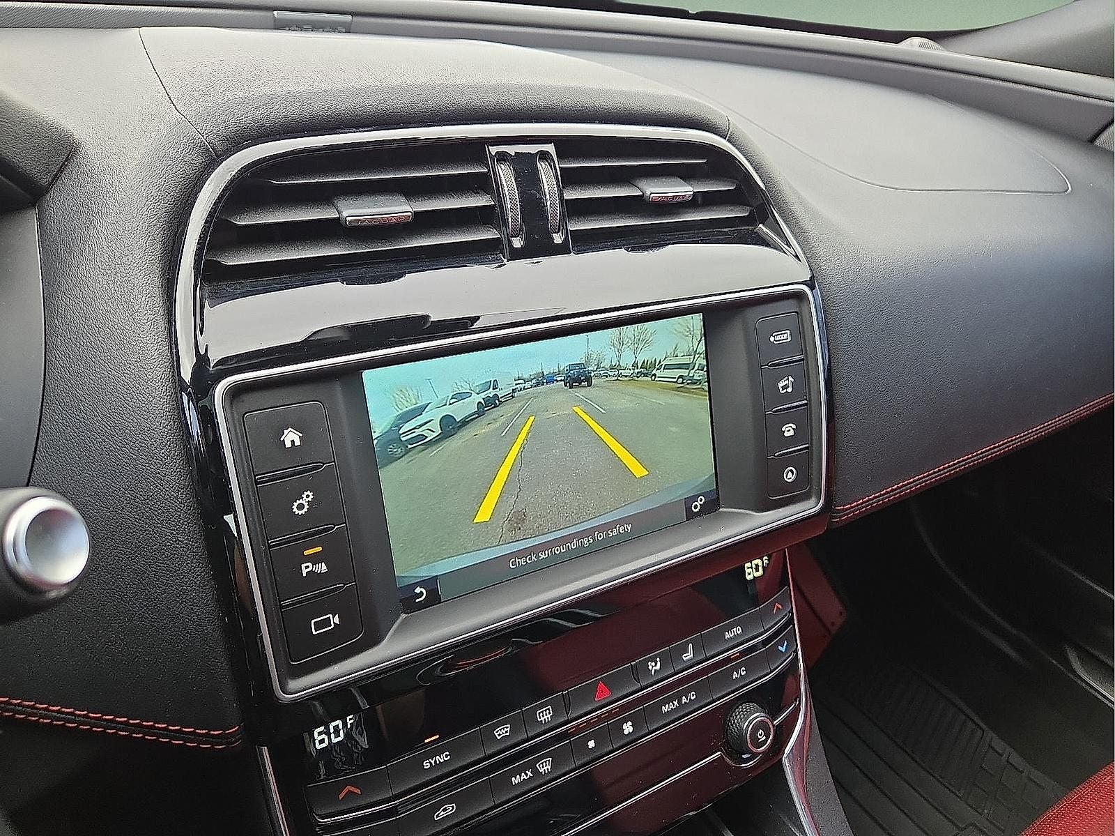 2017 Jaguar XE 35t R-Sport