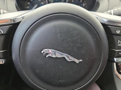 2017 Jaguar XE 35t R-Sport