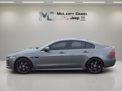 2017 Jaguar XE 35t R-Sport