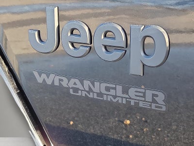 2022 Jeep Wrangler Unlimited Sahara Altitude 4x4