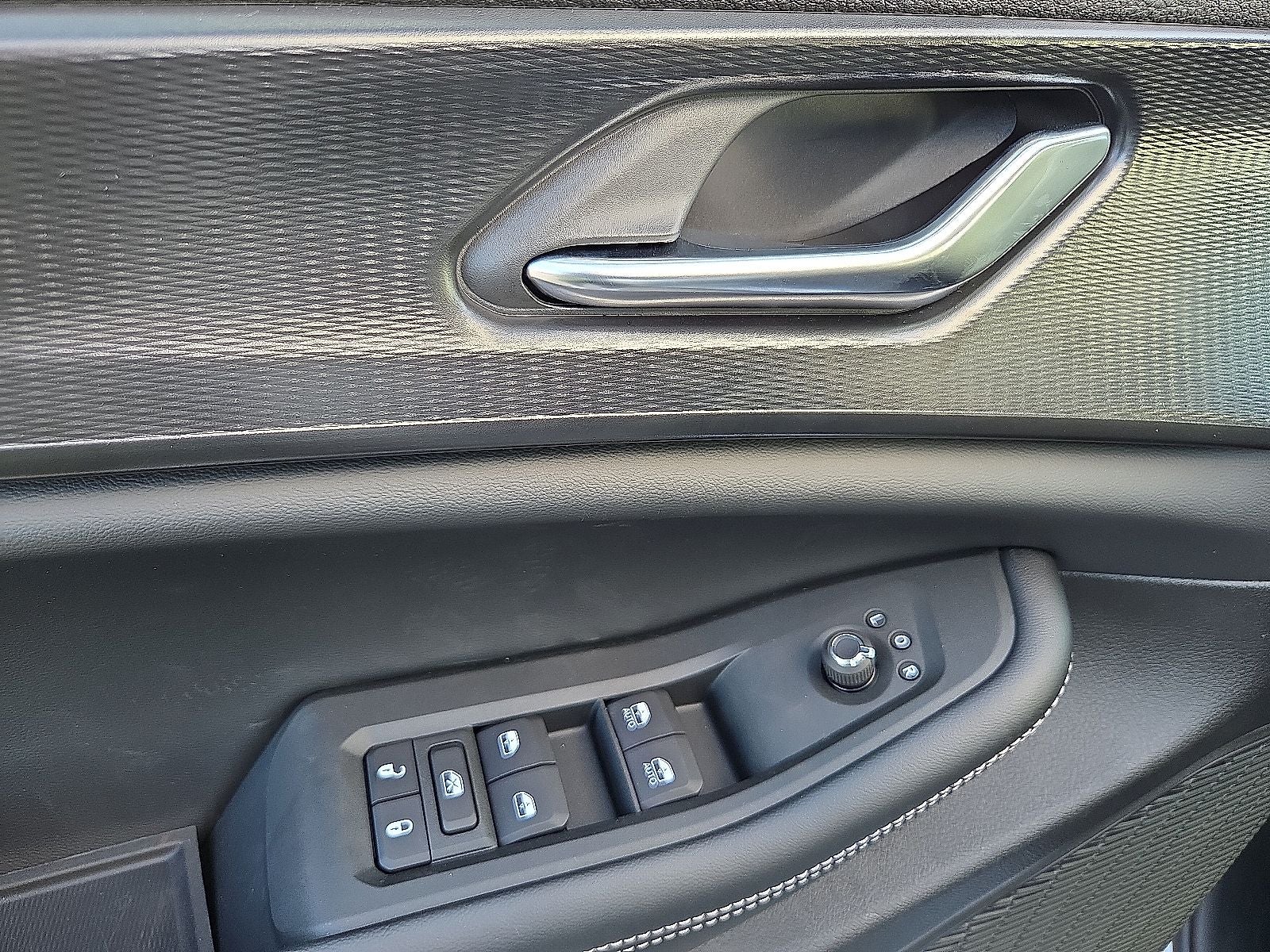 2025 Jeep Grand Cherokee GRAND CHEROKEE ALTITUDE 4X4