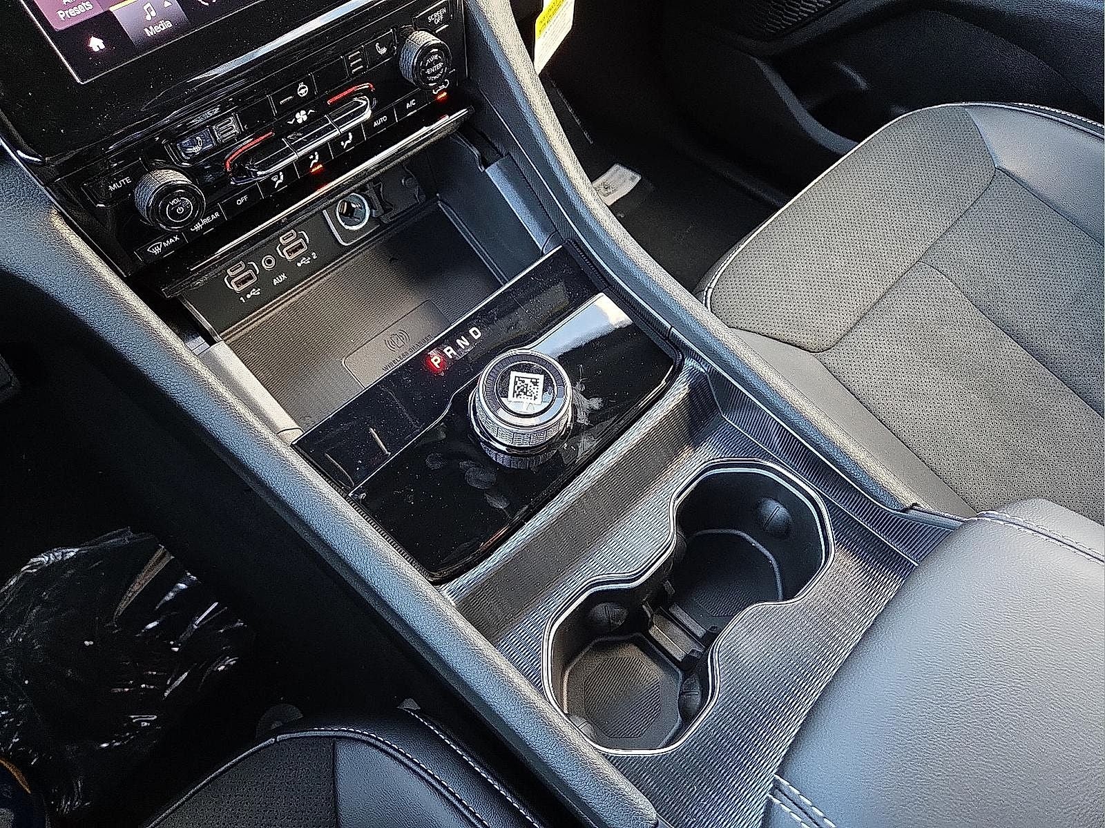 2025 Jeep Grand Cherokee GRAND CHEROKEE ALTITUDE 4X4