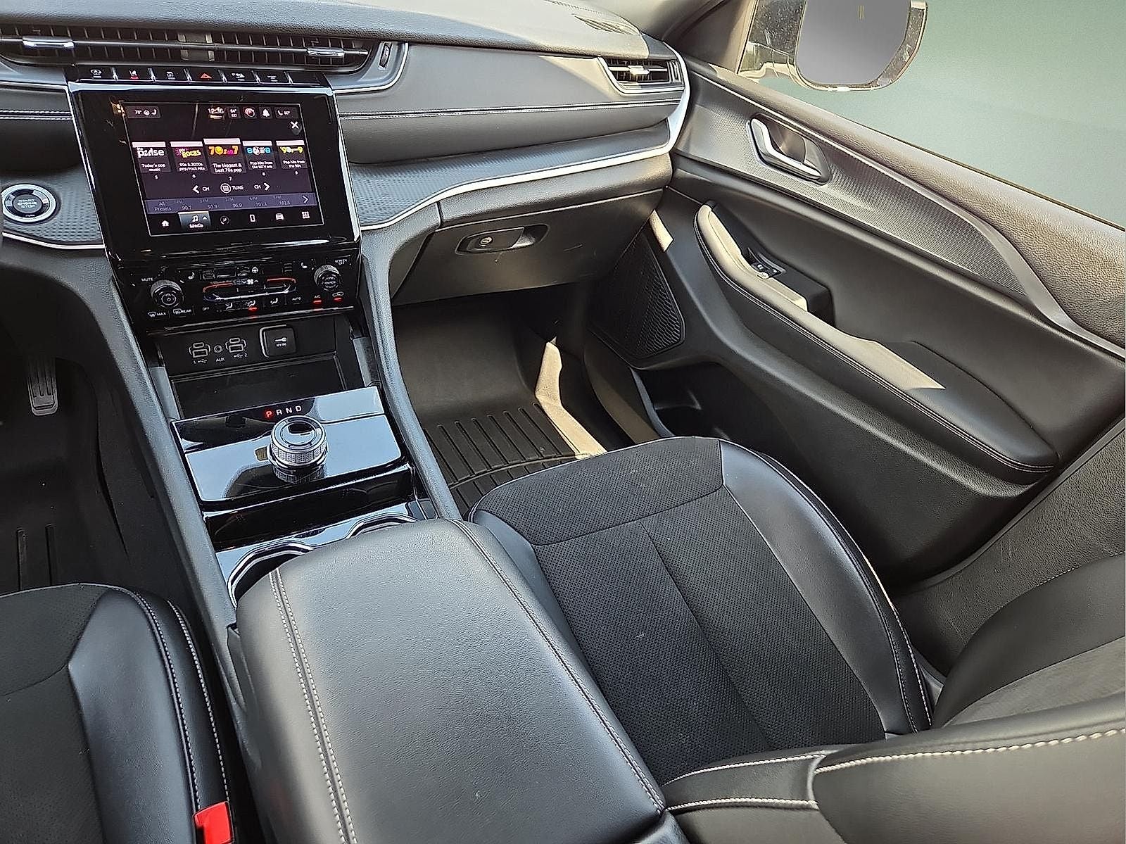 2023 Jeep Grand Cherokee Altitude 4x4