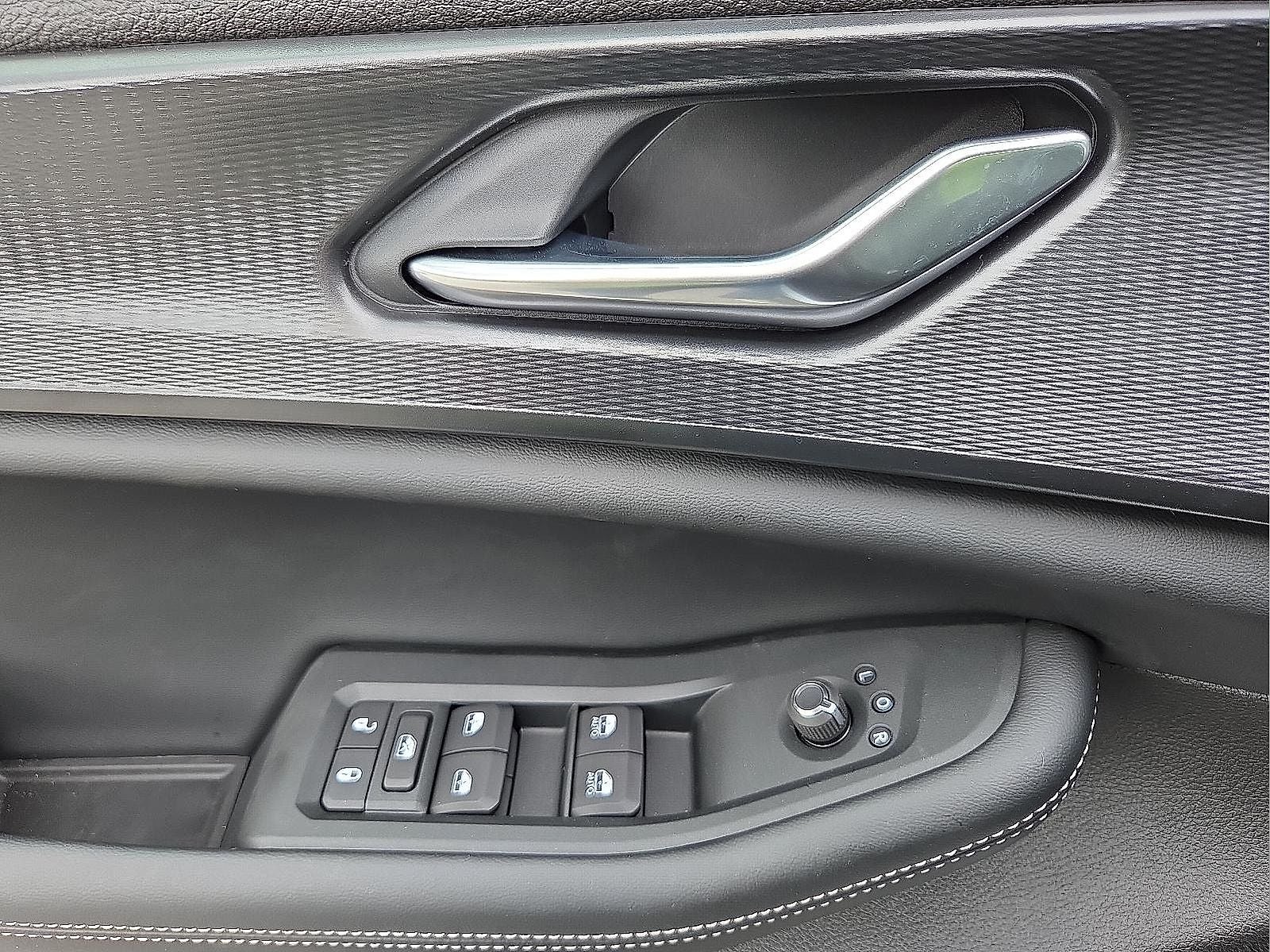 2025 Jeep Grand Cherokee GRAND CHEROKEE ALTITUDE 4X4