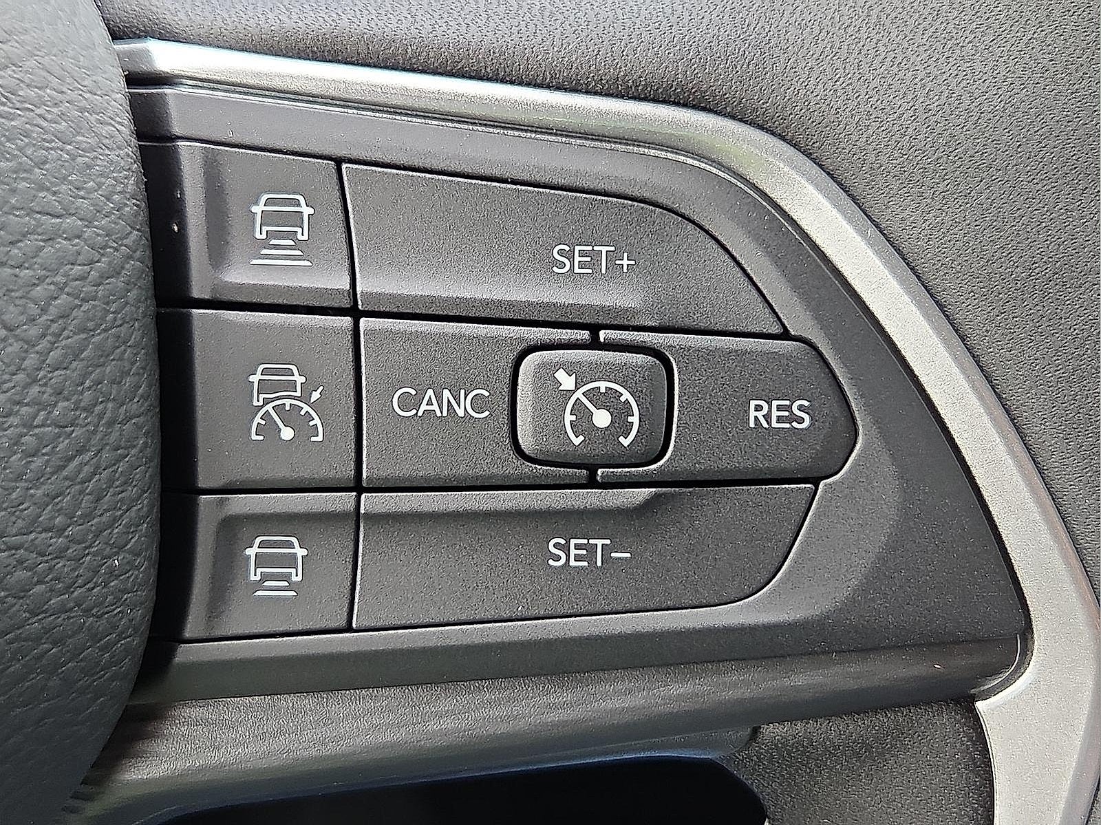 2025 Jeep Grand Cherokee GRAND CHEROKEE ALTITUDE 4X4