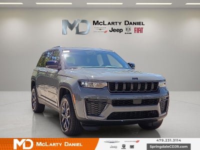 2027 Jeep Grand Cherokee Laredo Altitude