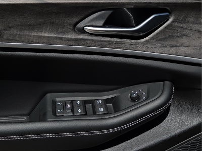 2027 Jeep Grand Cherokee Laredo Altitude