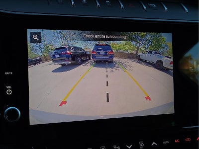 2027 Jeep Grand Cherokee Laredo Altitude