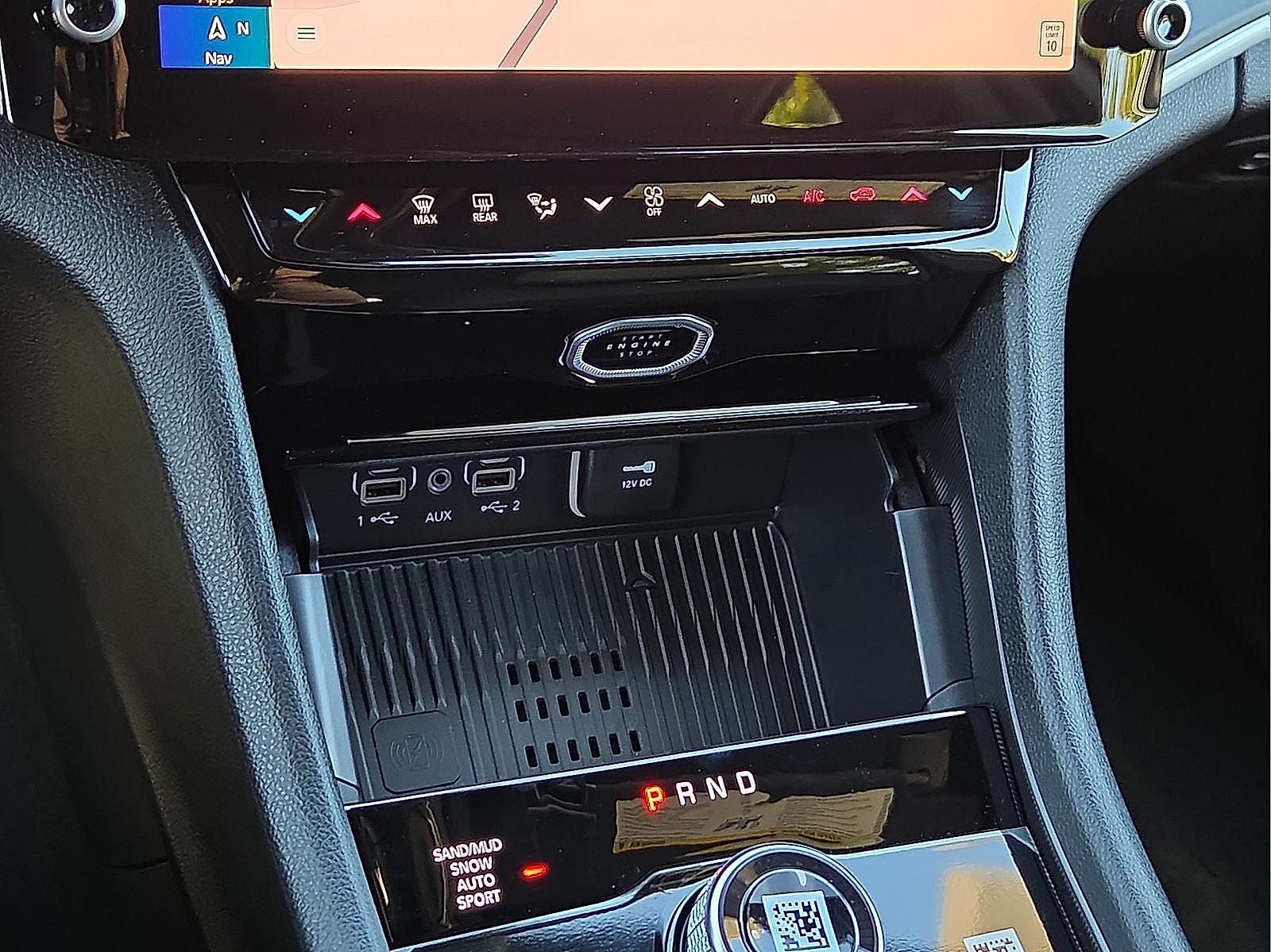 2027 Jeep Grand Cherokee Laredo Altitude