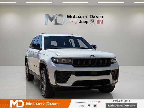 2027 Jeep Grand Cherokee Laredo Altitude