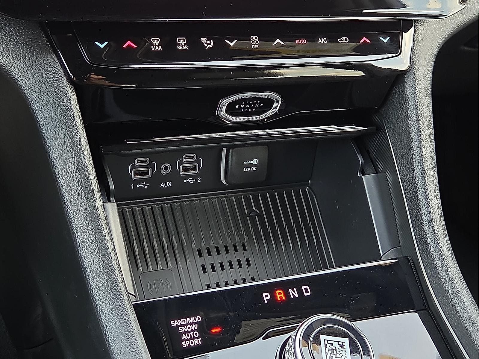 2027 Jeep Grand Cherokee Laredo Altitude