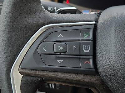2027 Jeep Grand Cherokee Laredo Altitude