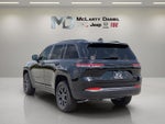 2027 Jeep Grand Cherokee Laredo Altitude