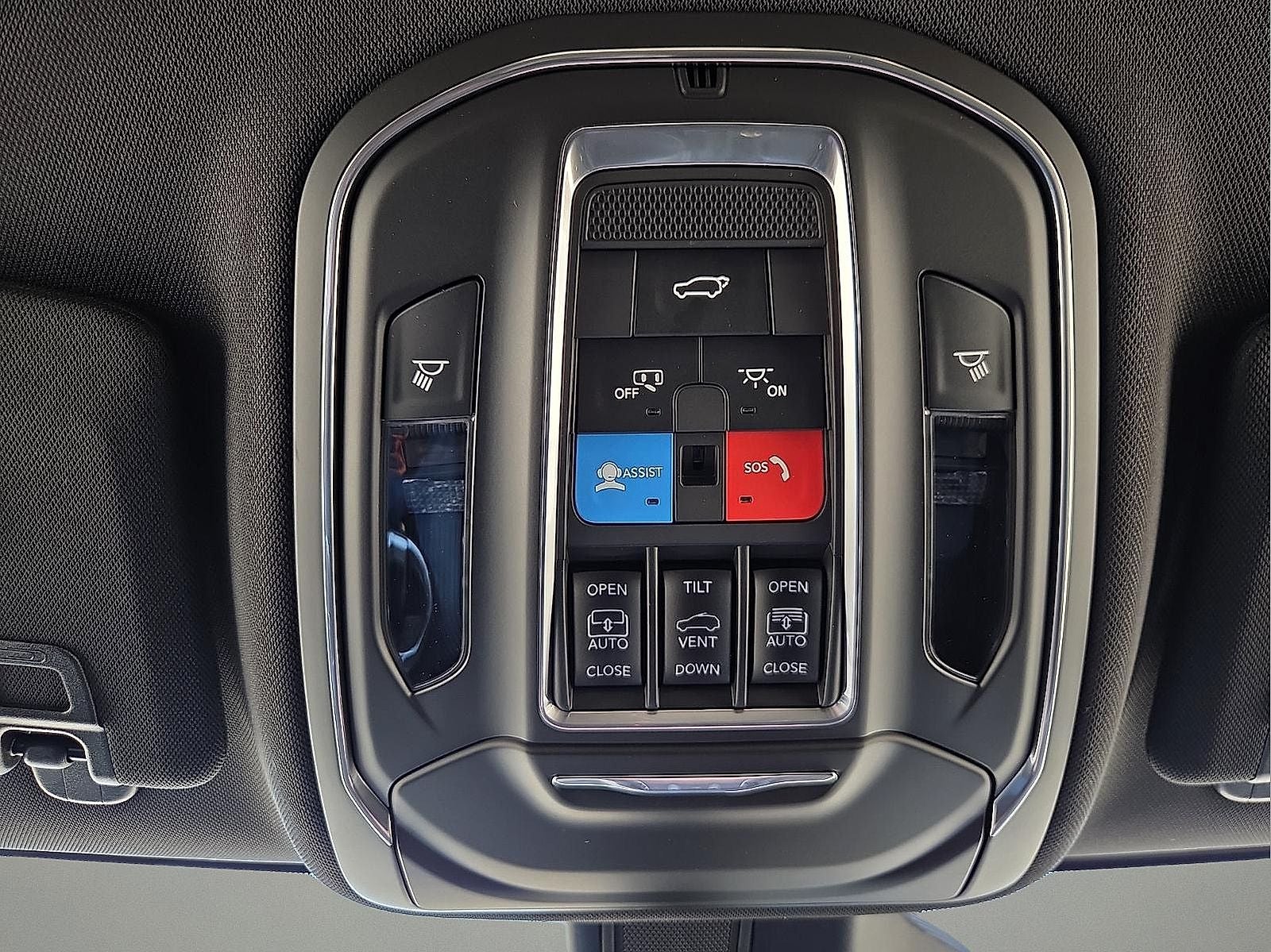 2027 Jeep Grand Cherokee Limited Reserve