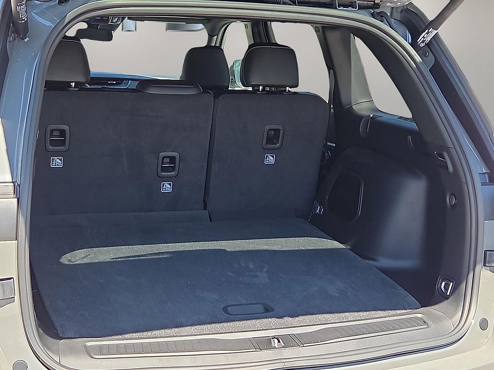 2027 Jeep Grand Cherokee Limited Reserve