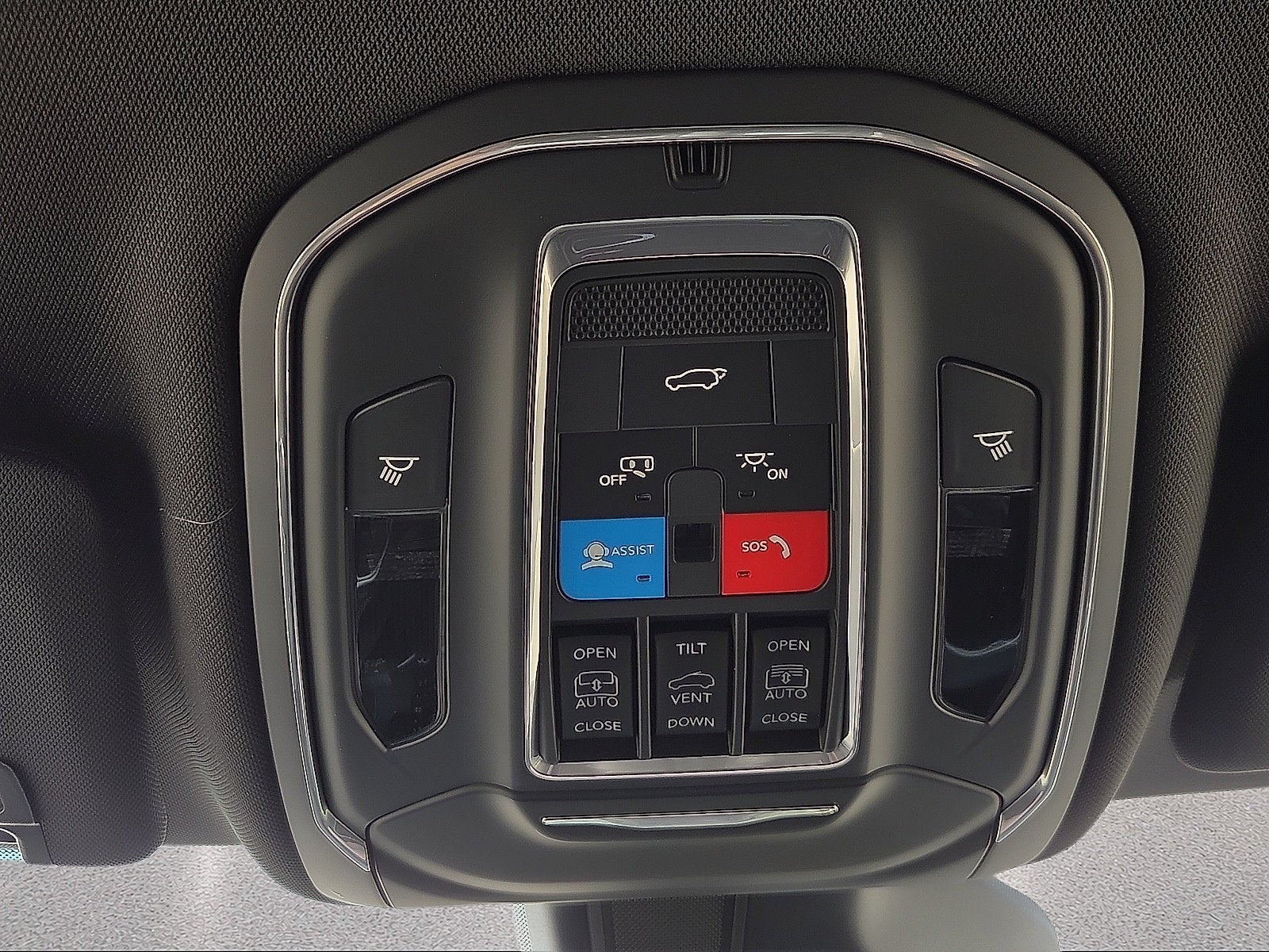2027 Jeep Grand Cherokee Limited Reserve