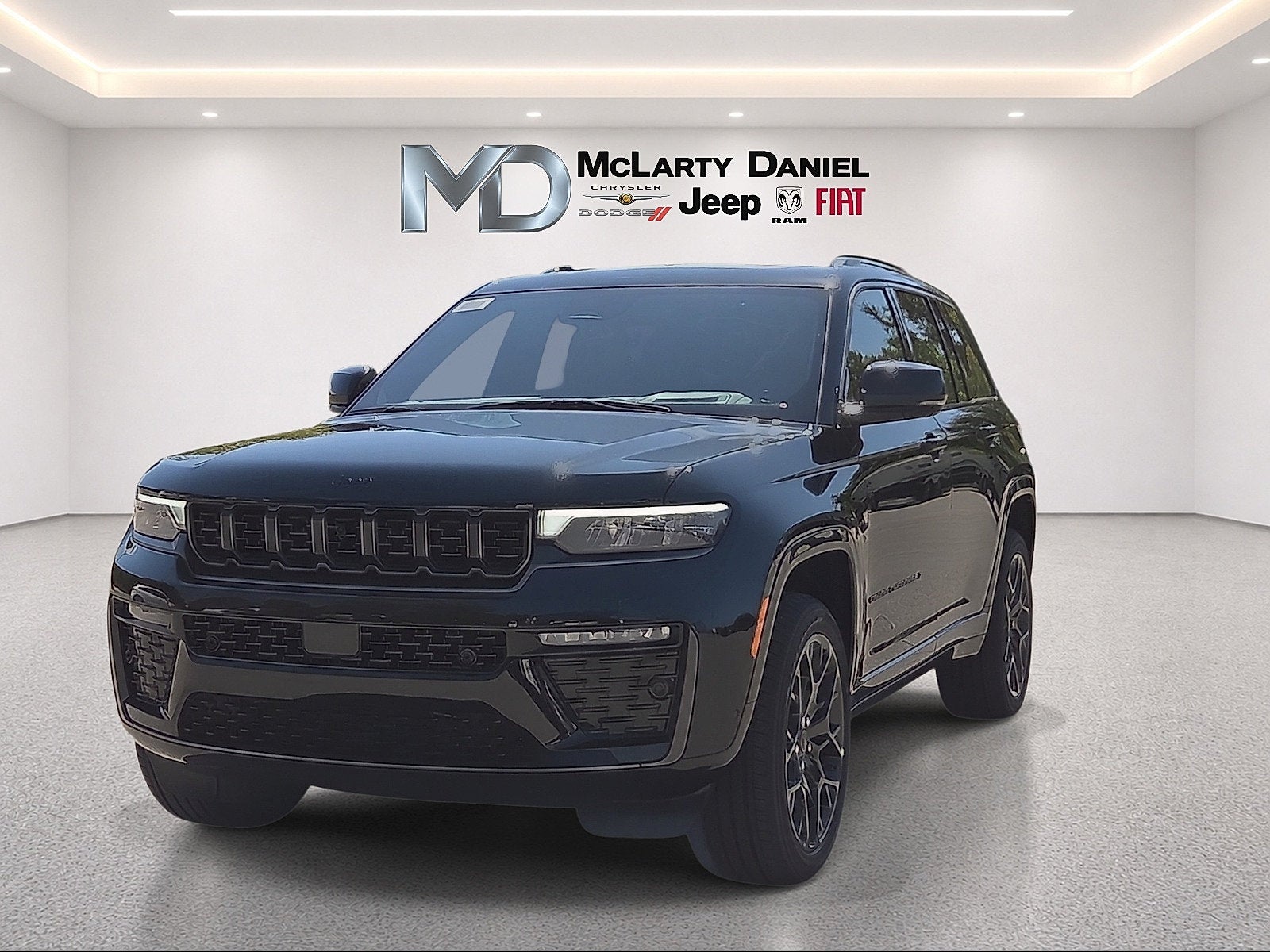 2027 Jeep Grand Cherokee Summit