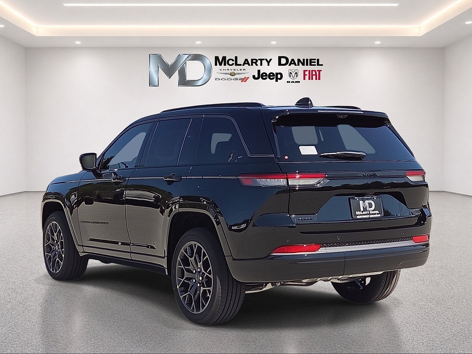 2027 Jeep Grand Cherokee Summit