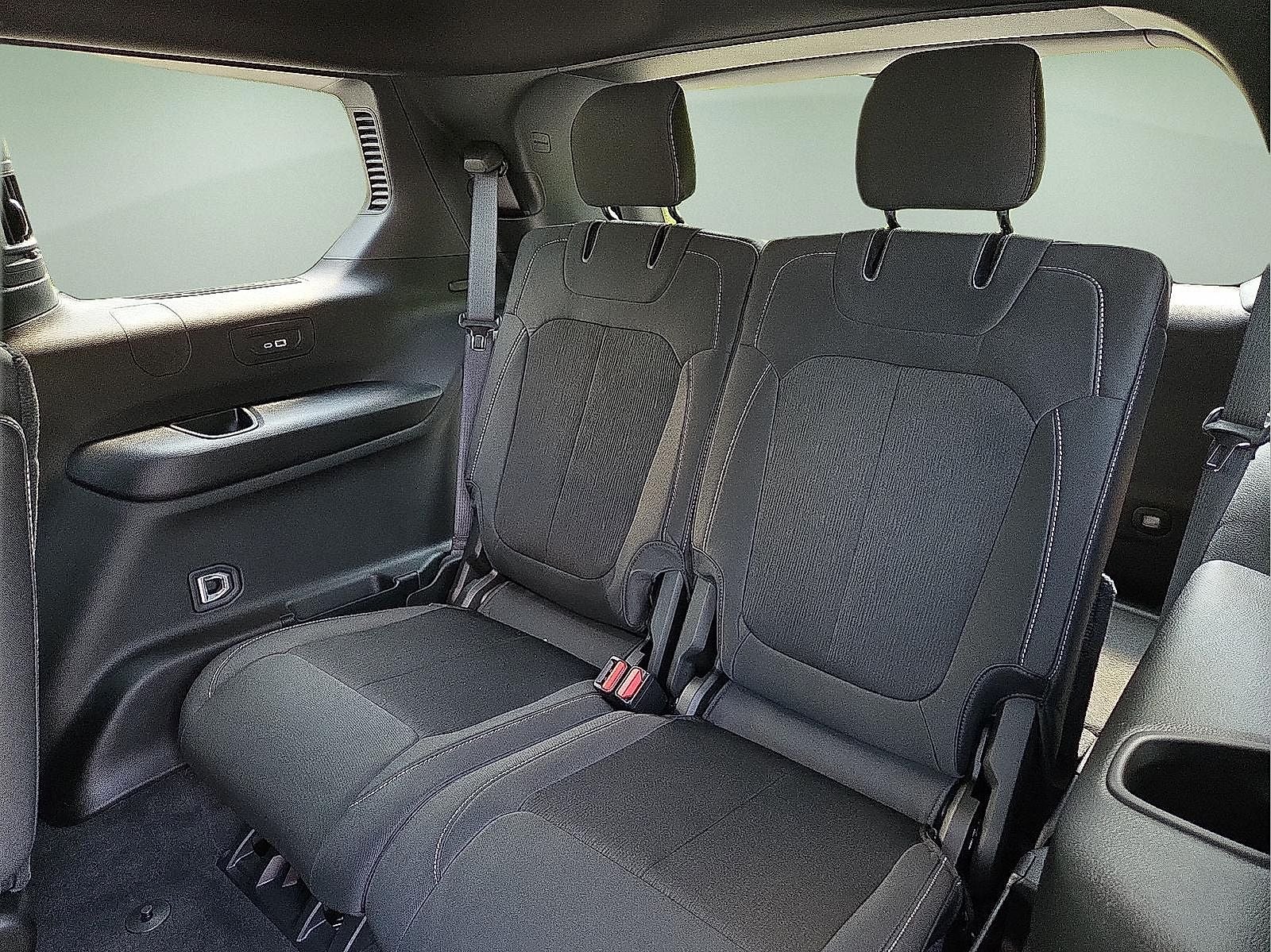 2025 Jeep Grand Cherokee GRAND CHEROKEE L LAREDO X 4X4