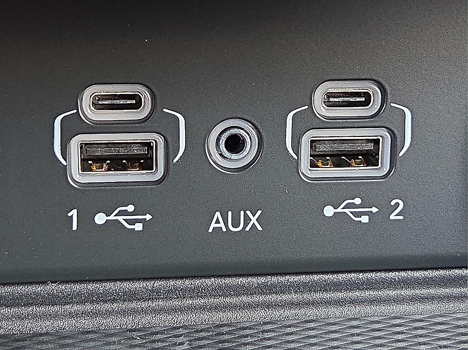 2025 Jeep Grand Cherokee GRAND CHEROKEE L LAREDO X 4X4