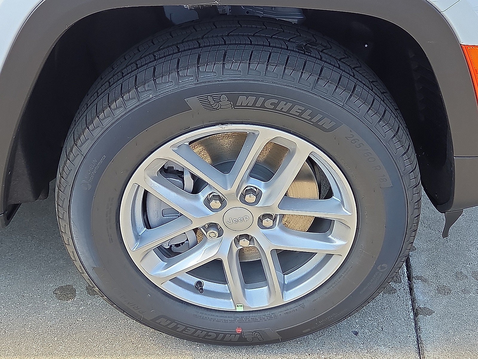 2025 Jeep Grand Cherokee GRAND CHEROKEE L LAREDO X 4X4