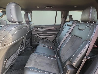 2024 Jeep Grand Cherokee L Altitude 4x4