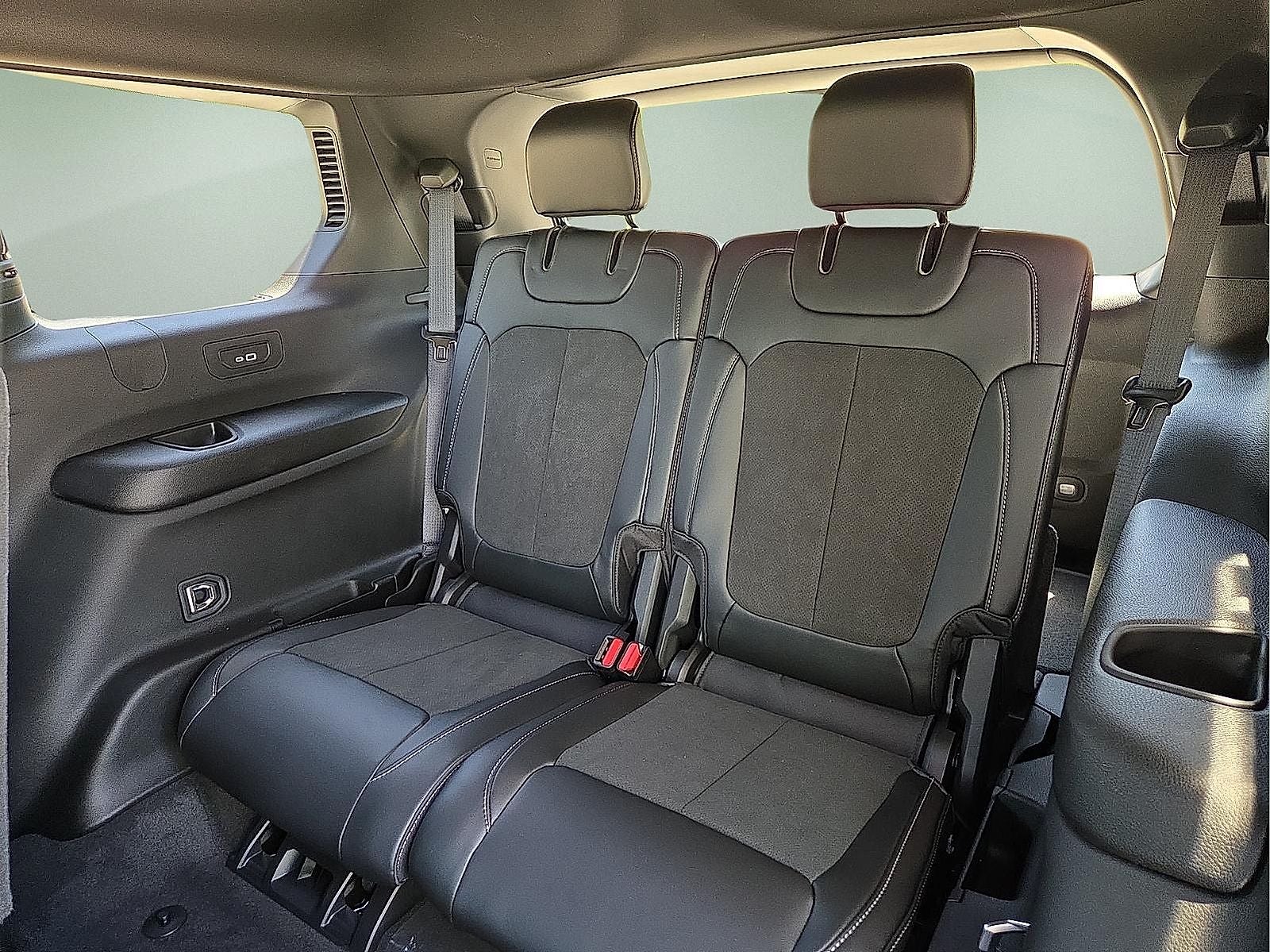 2026 Jeep Grand Cherokee GRAND CHEROKEE L LAREDO ALTITUDE 4X4
