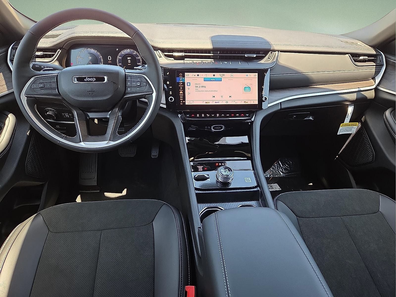 2026 Jeep Grand Cherokee GRAND CHEROKEE L LAREDO ALTITUDE 4X4