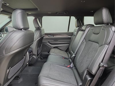 2026 Jeep Grand Cherokee GRAND CHEROKEE L LAREDO ALTITUDE 4X4