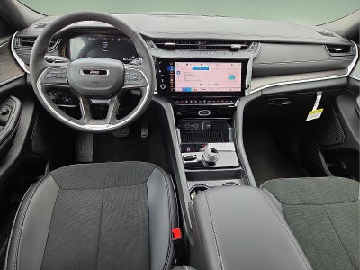 2026 Jeep Grand Cherokee GRAND CHEROKEE L LAREDO ALTITUDE 4X4