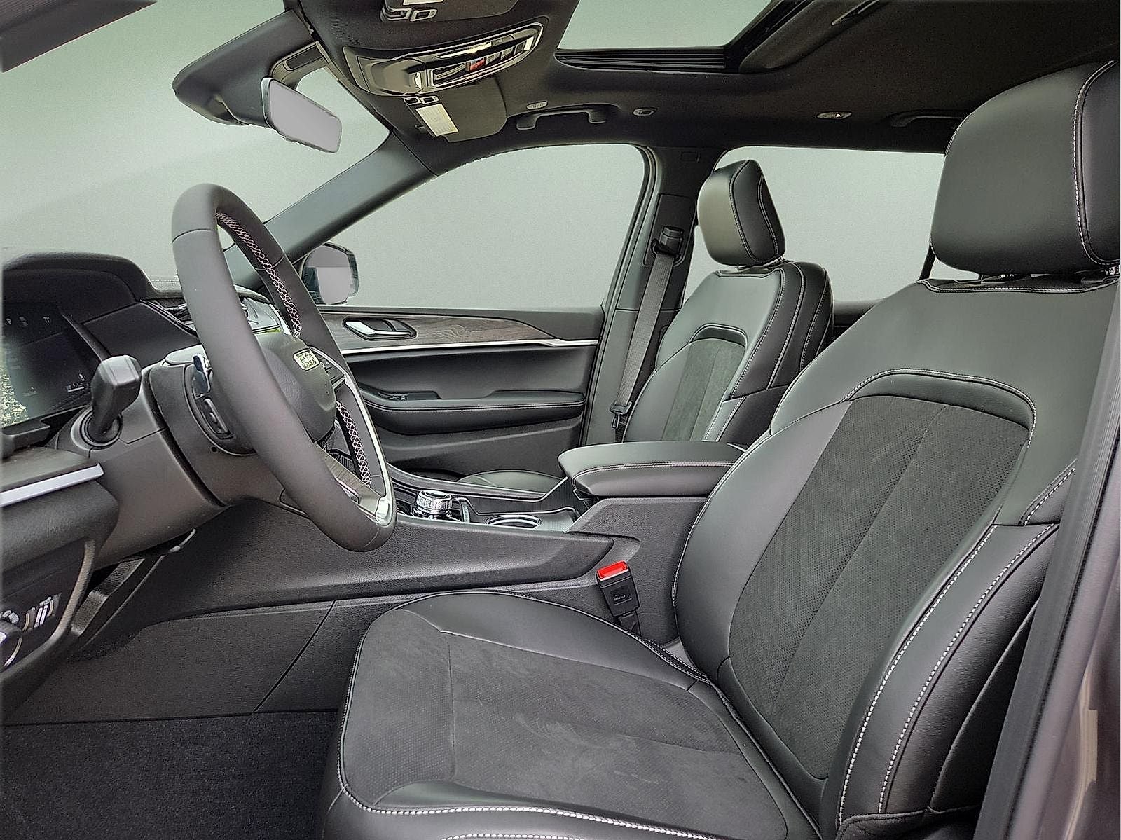 2026 Jeep Grand Cherokee GRAND CHEROKEE L LAREDO ALTITUDE 4X4