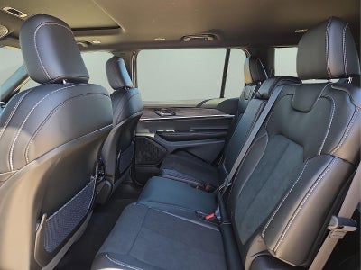 2026 Jeep Grand Cherokee GRAND CHEROKEE L LAREDO ALTITUDE 4X4