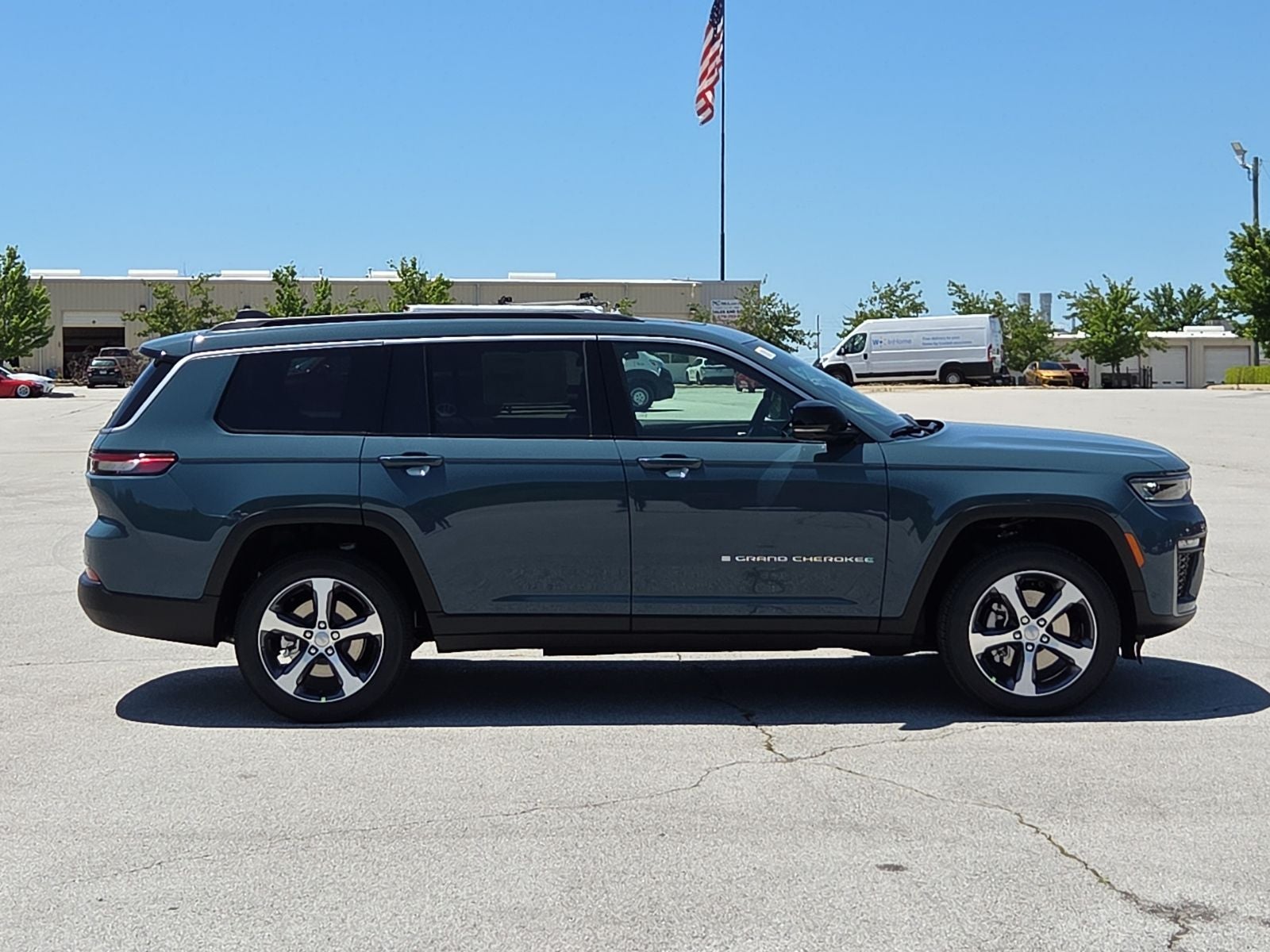 2026 Jeep Grand Cherokee GRAND CHEROKEE L LIMITED 4X4