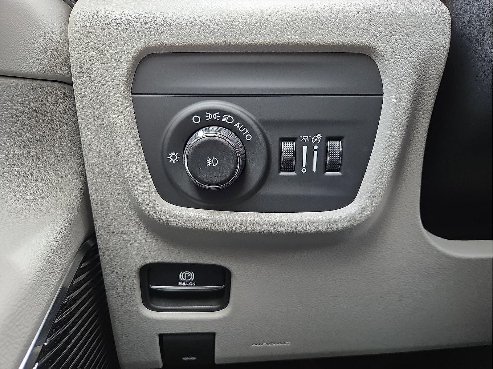 2022 Jeep Grand Cherokee L Overland 4x4