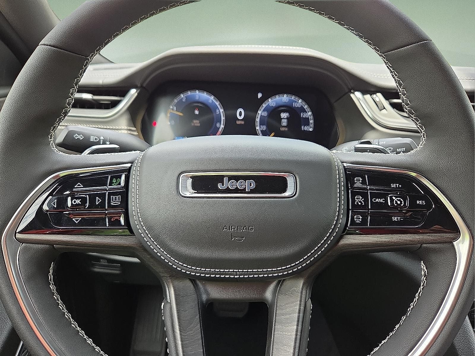 2025 Jeep Grand Cherokee GRAND CHEROKEE L OVERLAND 4X4