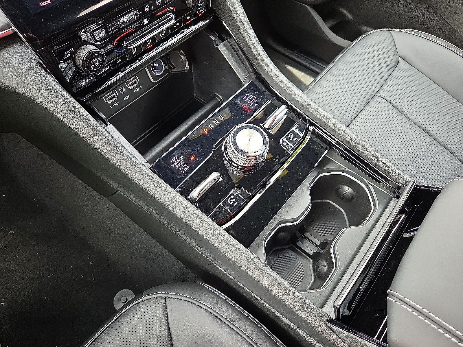 2025 Jeep Grand Cherokee GRAND CHEROKEE L OVERLAND 4X4