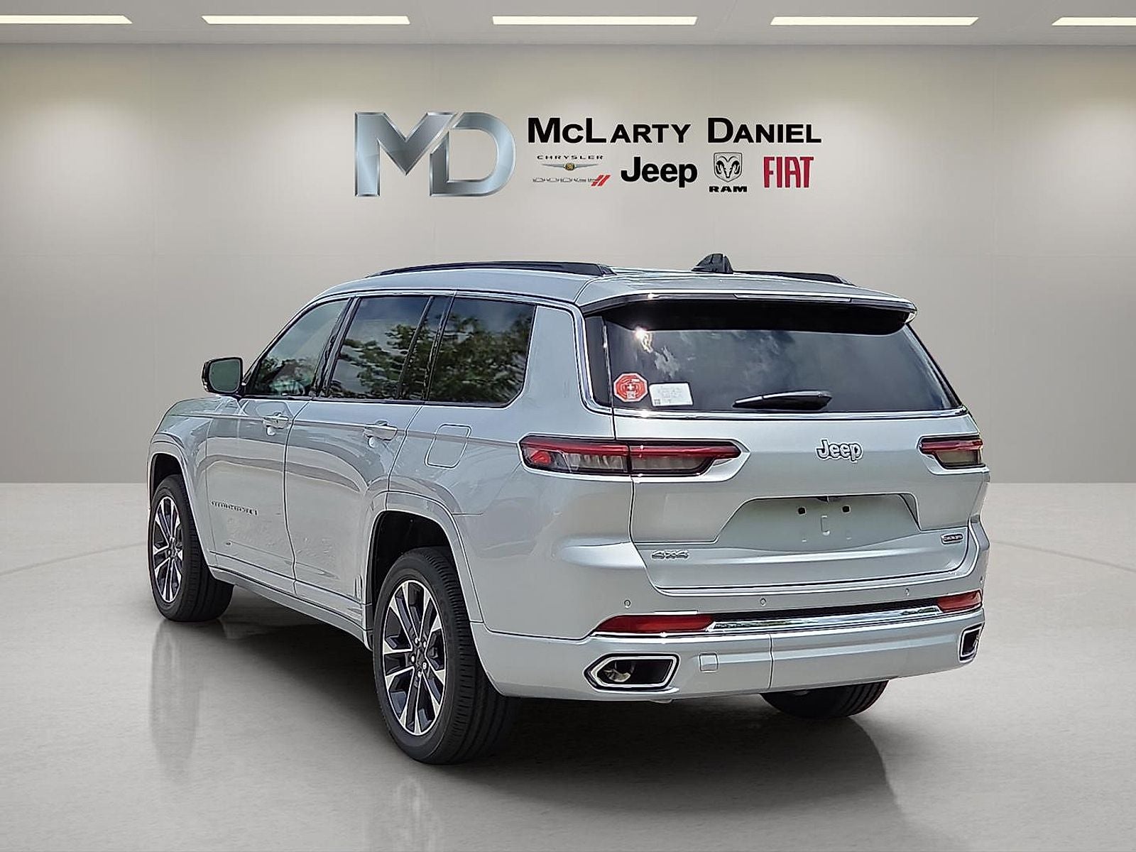 2025 Jeep Grand Cherokee GRAND CHEROKEE L OVERLAND 4X4