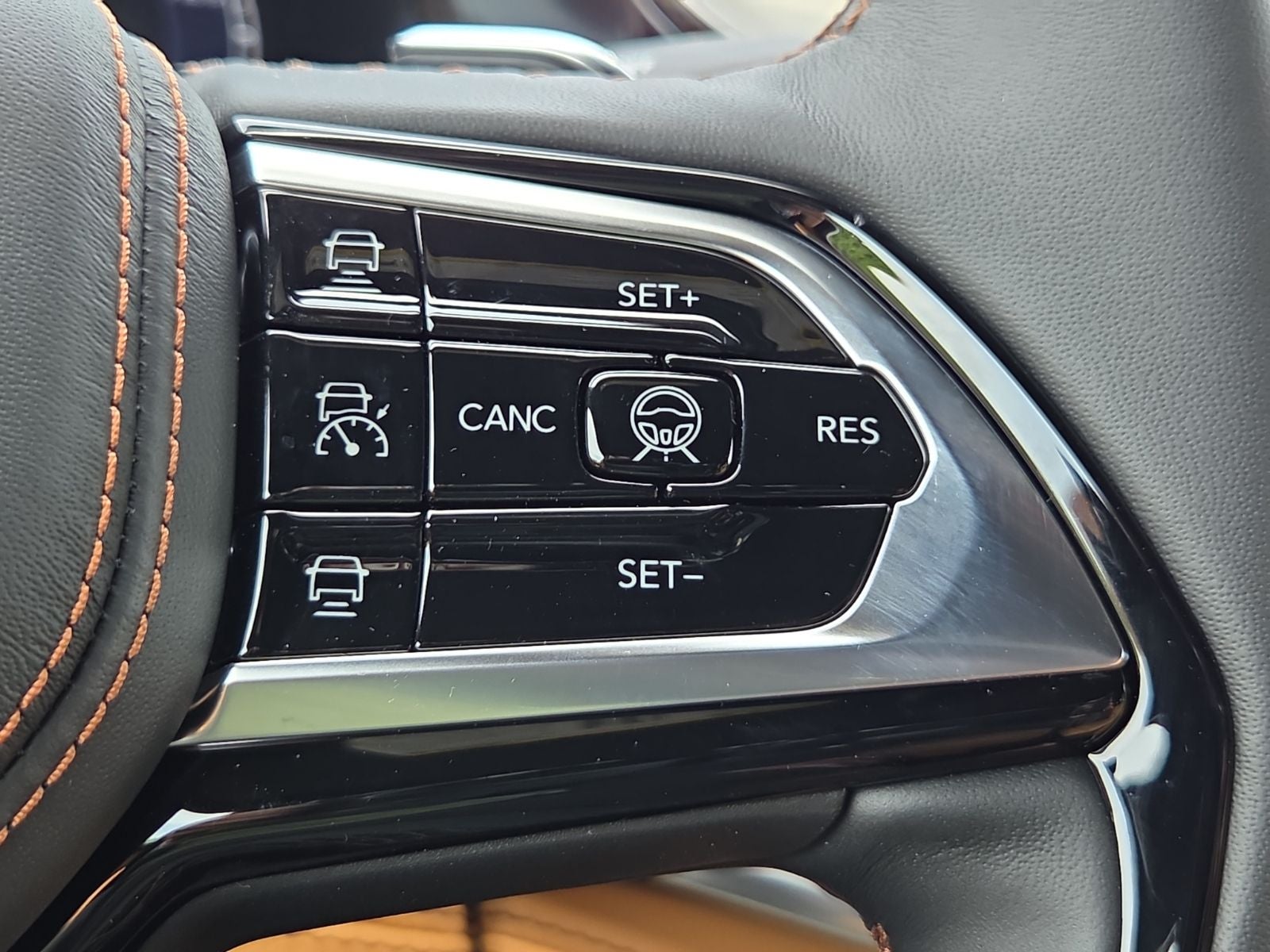 2026 Jeep Grand Cherokee GRAND CHEROKEE L SUMMIT 4X4