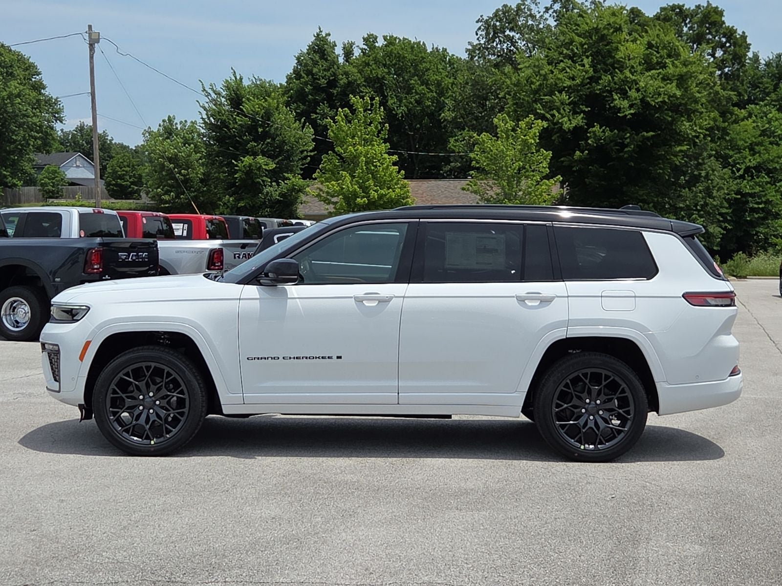 2026 Jeep Grand Cherokee GRAND CHEROKEE L SUMMIT 4X4