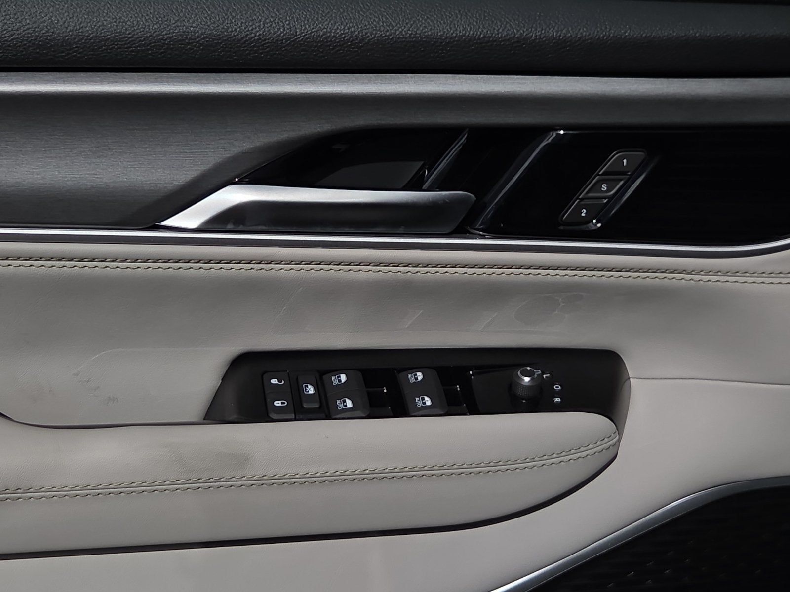 2027 Jeep Grand Wagoneer L GRAND WAGONEER LONG WHEELBASE 4X4