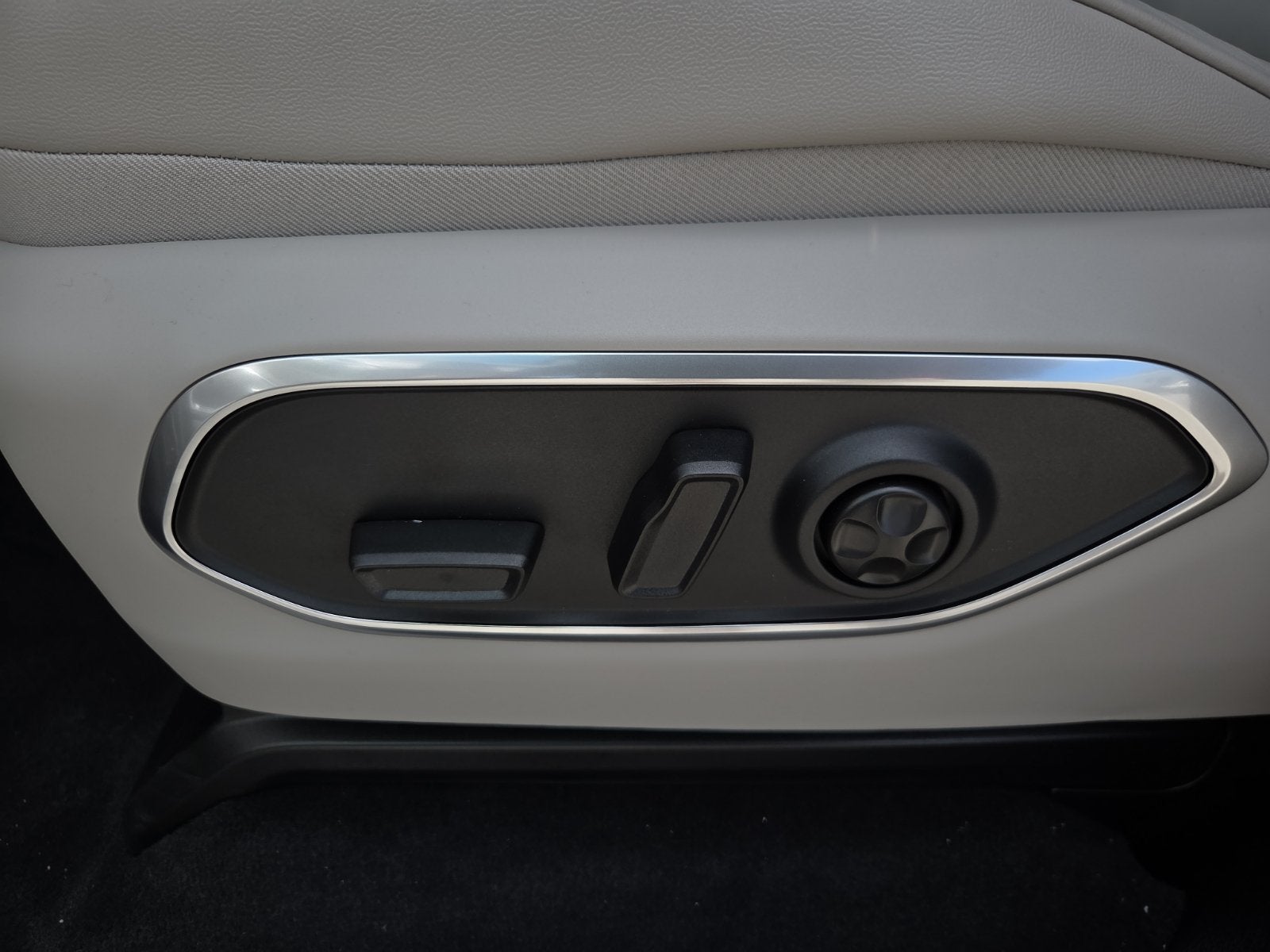 2027 Jeep Grand Wagoneer L GRAND WAGONEER LONG WHEELBASE 4X4