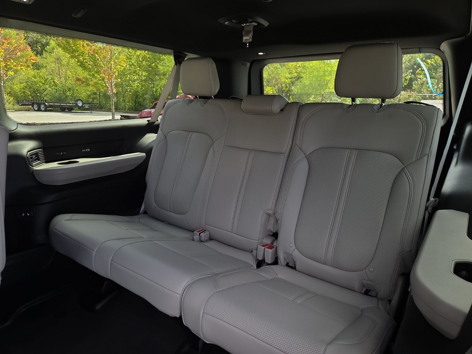2027 Jeep Grand Wagoneer L GRAND WAGONEER LONG WHEELBASE 4X4