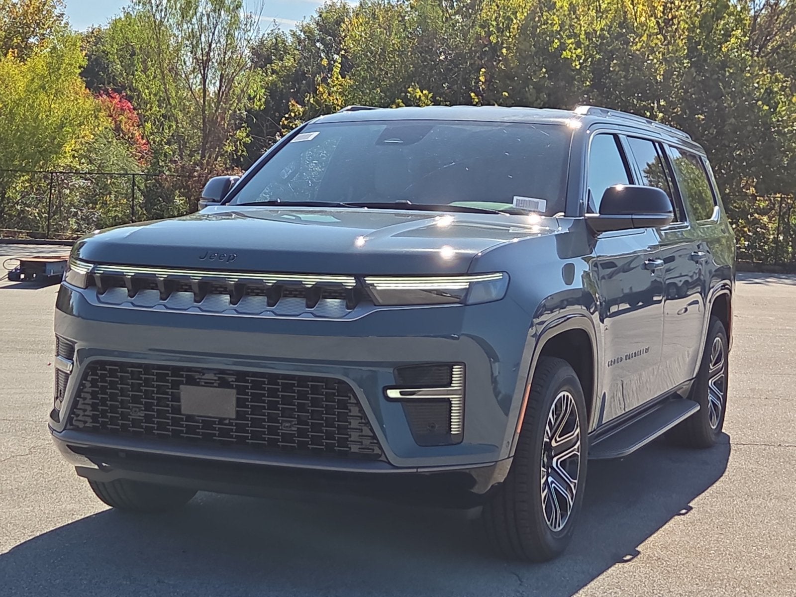 2027 Jeep Grand Wagoneer L 4x4